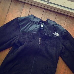 Women’s North Face jacket